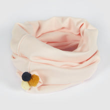 Cargar imagen en el visor de la galería, Soft pink + pompom