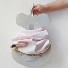 Cargar imagen en el visor de la galería, Soft pink + pompom
