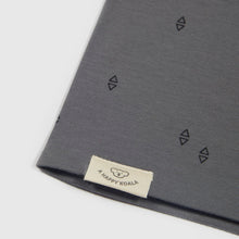 Cargar imagen en el visor de la galería, Tiny Triangles